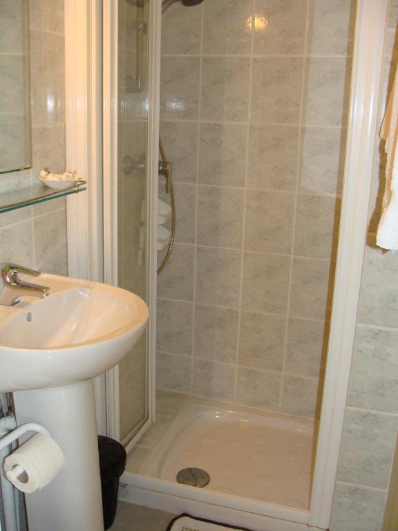 Hotel De L'Arrivee Fouras Room photo